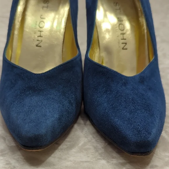 Rare Vintage St. John Blue Suede Heels Size 6.5 - Picture 2 of 7